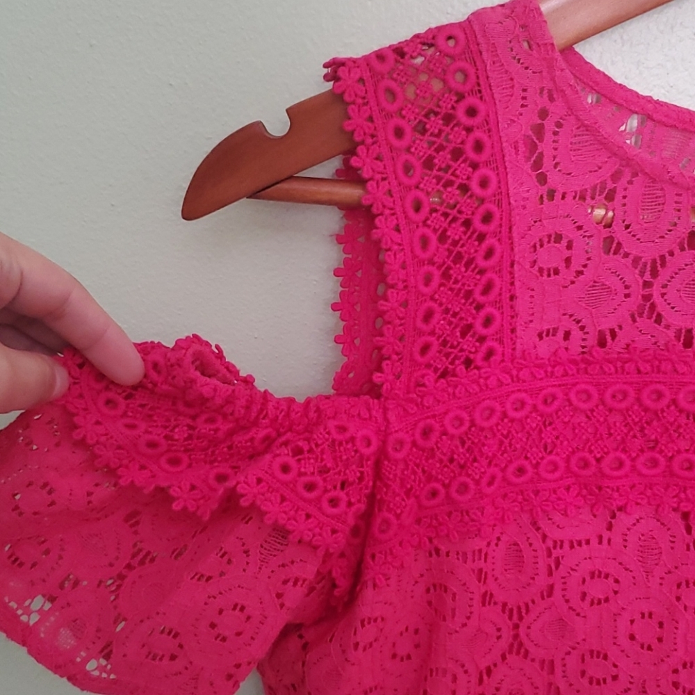 Project Runway Lace Top Blouse Cold Shoulder XS - Picture 2 of 9